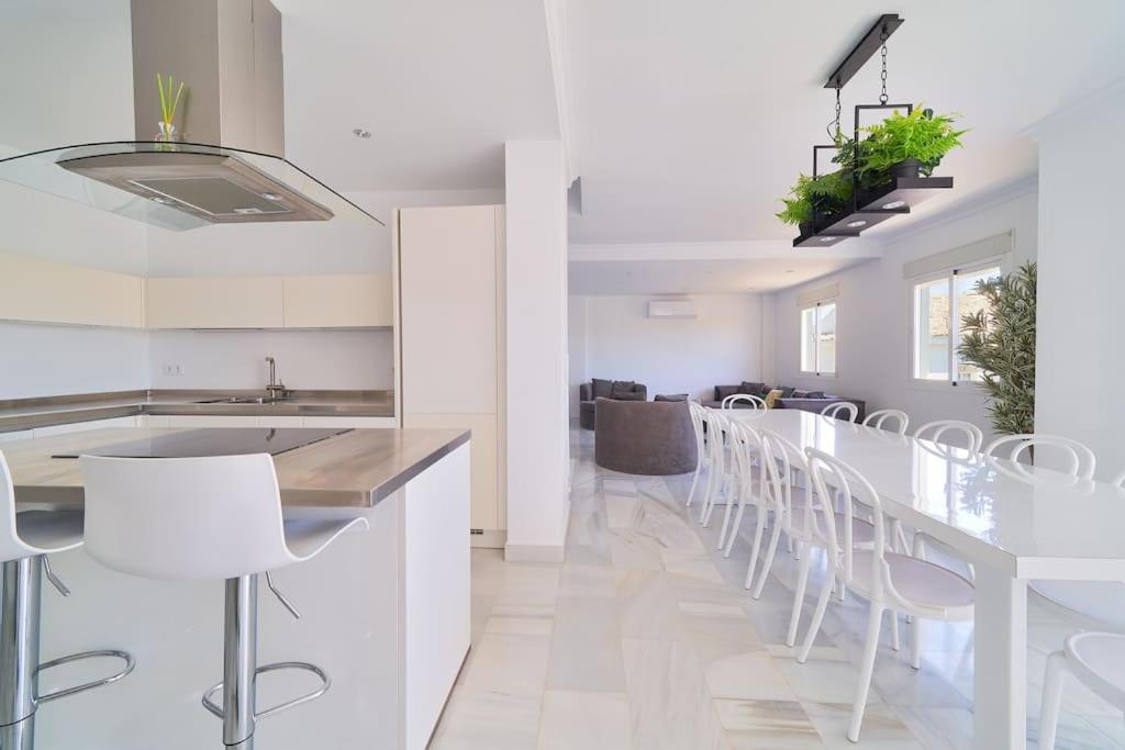 Superbe Appartement Avec Jaccuzi Marbella Exteriör bild