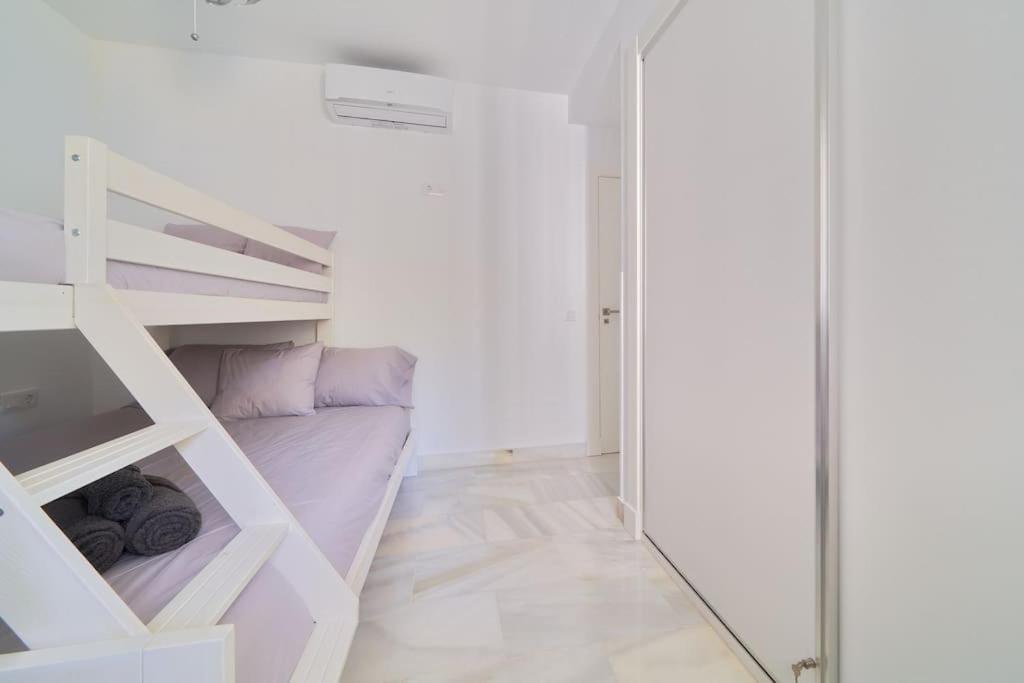 Superbe Appartement Avec Jaccuzi Marbella Exteriör bild