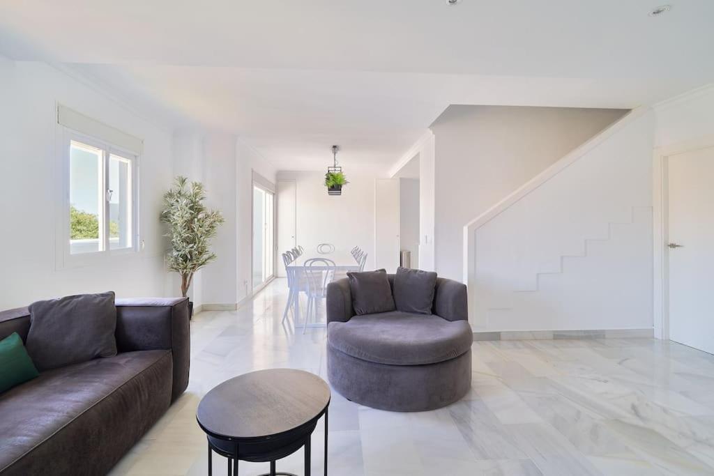 Superbe Appartement Avec Jaccuzi Marbella Exteriör bild