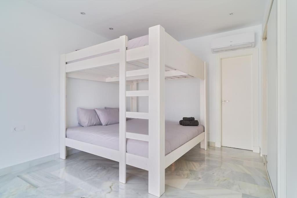 Superbe Appartement Avec Jaccuzi Marbella Exteriör bild