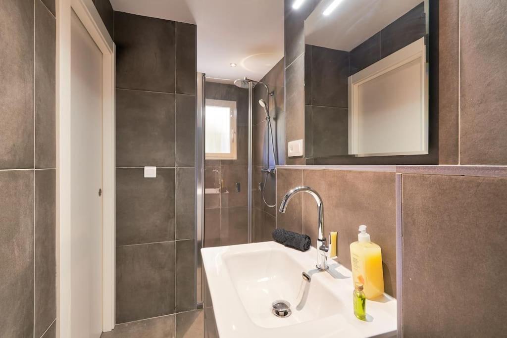Superbe Appartement Avec Jaccuzi Marbella Exteriör bild