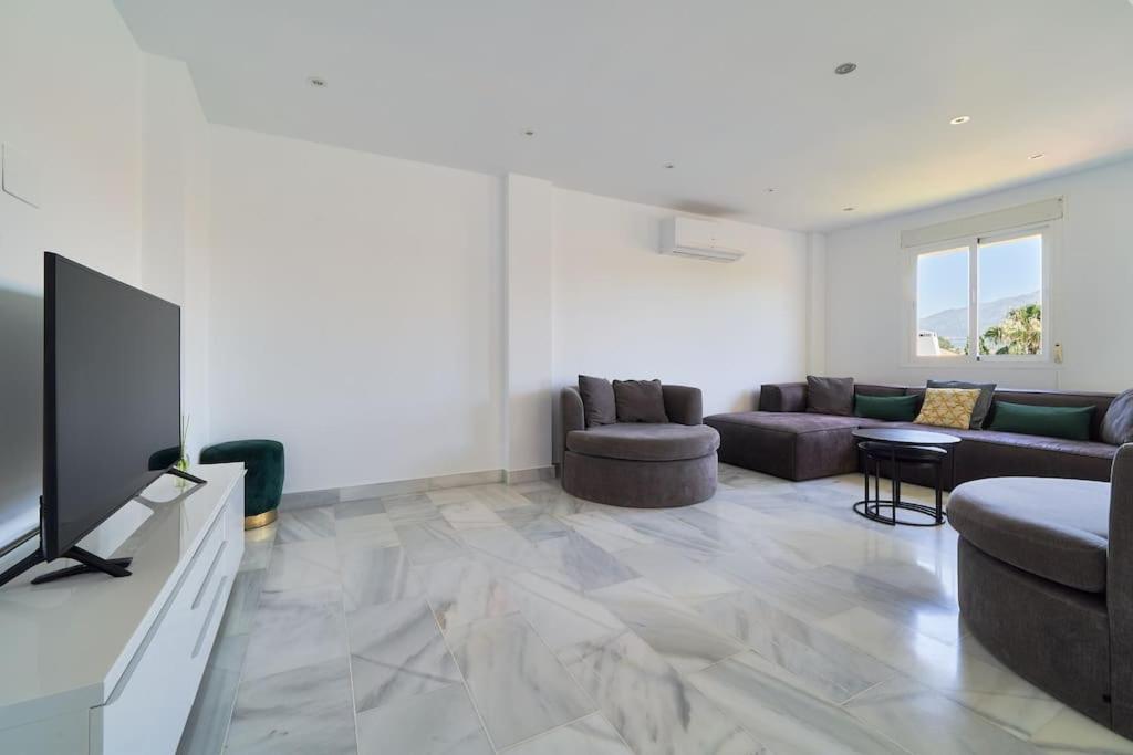 Superbe Appartement Avec Jaccuzi Marbella Exteriör bild